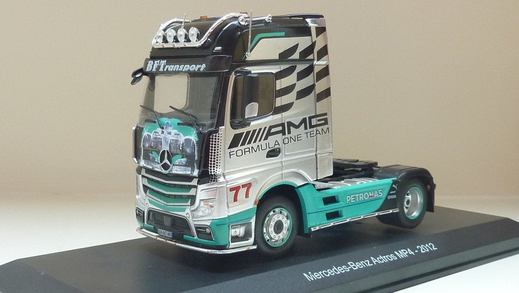 Atlas Mercedes Actros MP4 AMG Petronas F1 team 1:43, Overige merken, Editions Atlas S.A, Nieuw, Ophalen of Verzenden