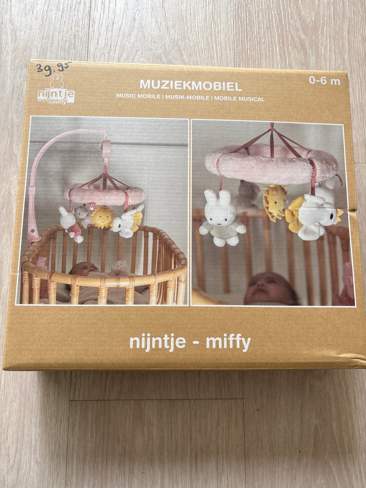Nijntje Miffy Muziekmobiel voor babybedje, Ophalen of Verzenden, Zo goed als nieuw, Mobiel, Met geluid