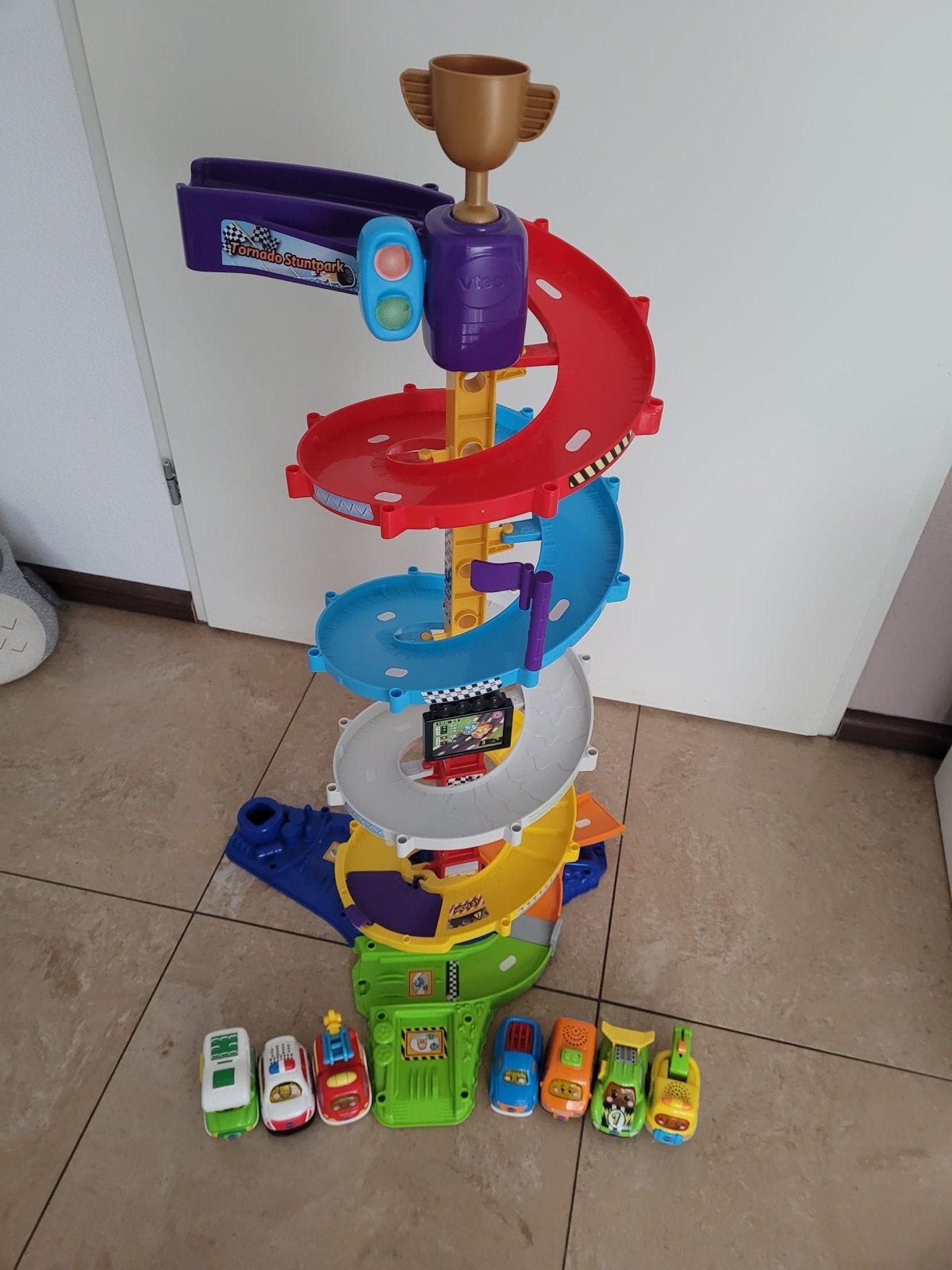 Toet Toet Auto's Racebaan Stuntpark VTech met 7 auto's, Zelf te bouwen, Elektrisch, Ophalen, Overige merken