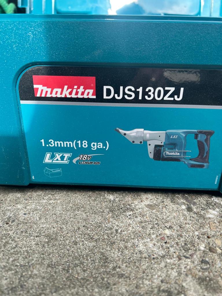 Makita DJS130ZJ Accuplaatschaar 18V (body), Ophalen of Verzenden, Zo goed als nieuw