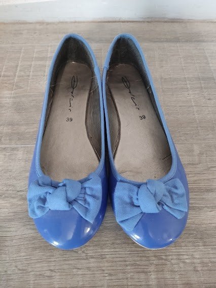 Dolcis blauwe dames lak ballerina`s met strik, Kleding | Dames, Schoenen, Dolcis, Blauw, Gedragen, Ballerina's