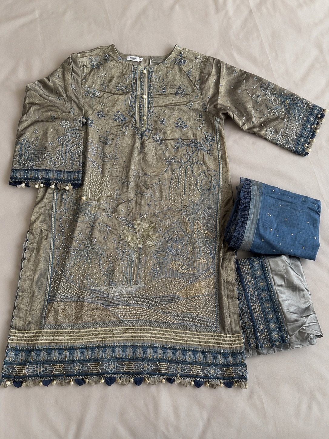Luxe Pakistani/indian 3pc shalwar kameez suit – taupe, Galajurk, Verzenden, Maat 46/48 (XL) of groter, Zo goed als nieuw