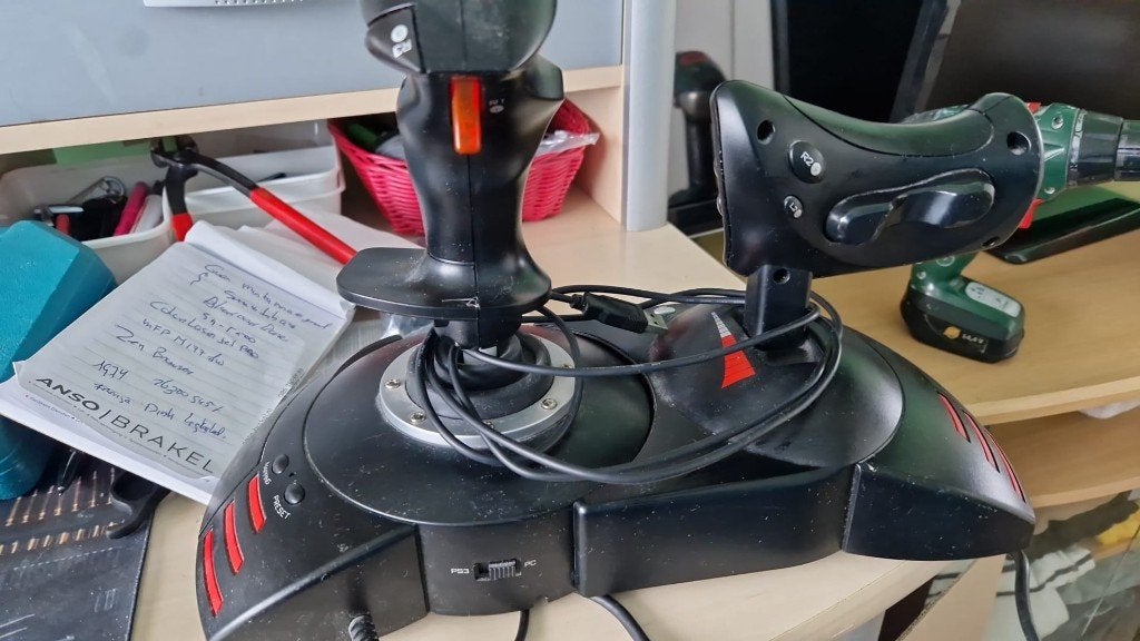 Thrustmaster T.Flight HOTAS X - Joystick en throttle, Ophalen of Verzenden, Zo goed als nieuw, Thustmaster