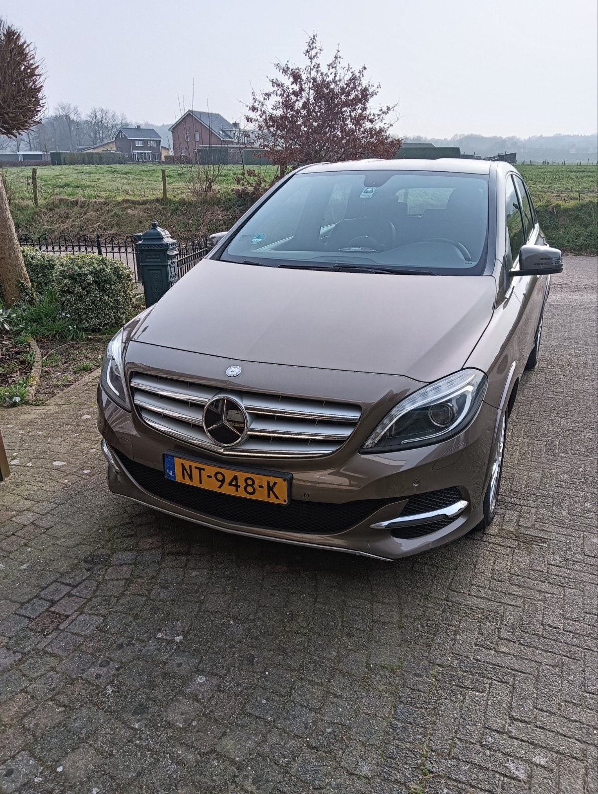 Mercedes-Benz B-Klasse 2.0 B200  CNG-gas AUT 2014, 1435 kg, Overige brandstoffen, Particulier, 113 €/maand