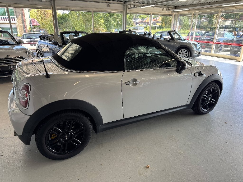 Foto 4 van Mini 1.6 Cooper Roadster 2012 Grijs ( 6 MAANDEN GARANTIE )