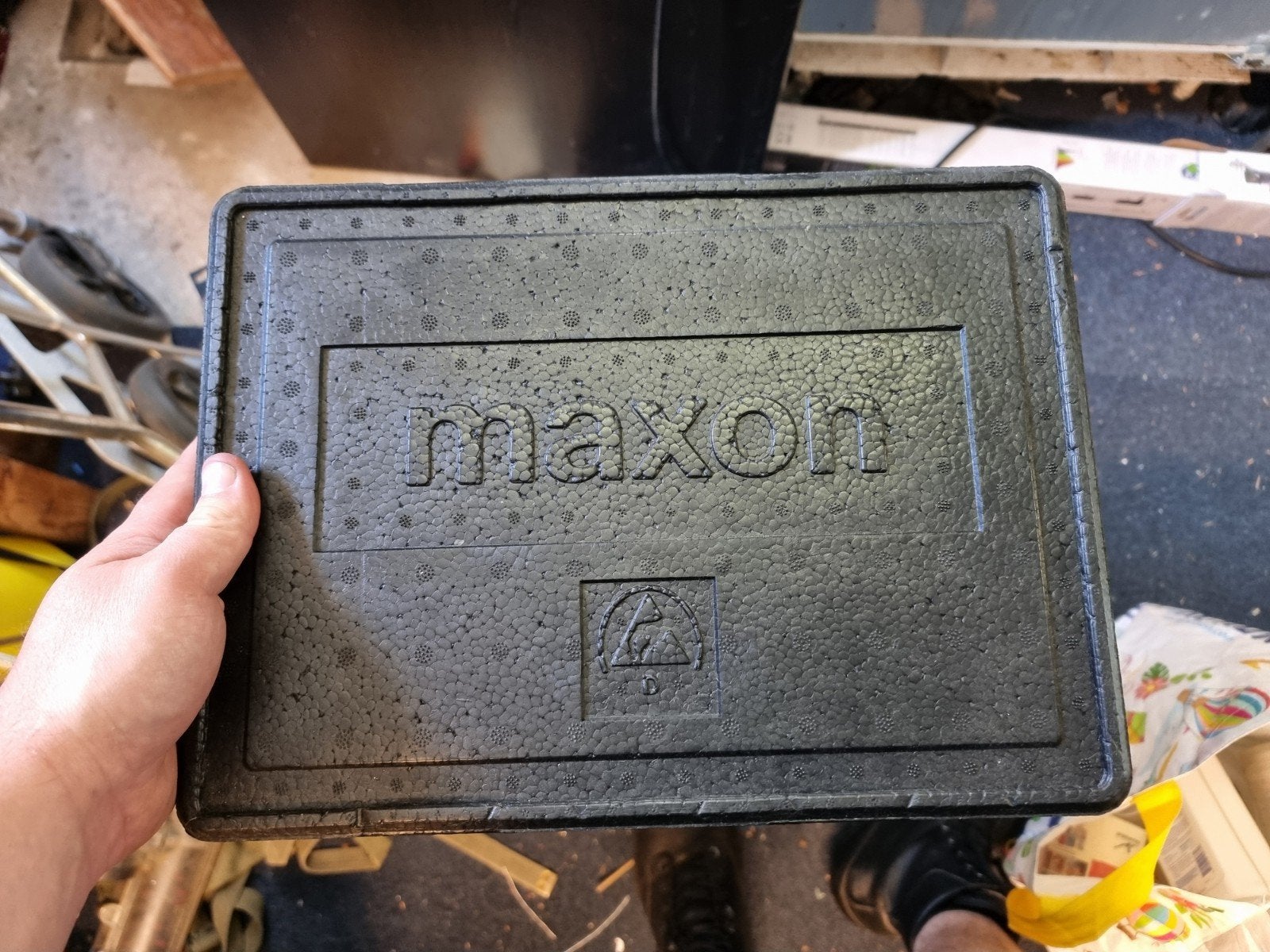 Maxon esd veilige piepschuimen doosjes, Hobby en Vrije tijd, Ophalen