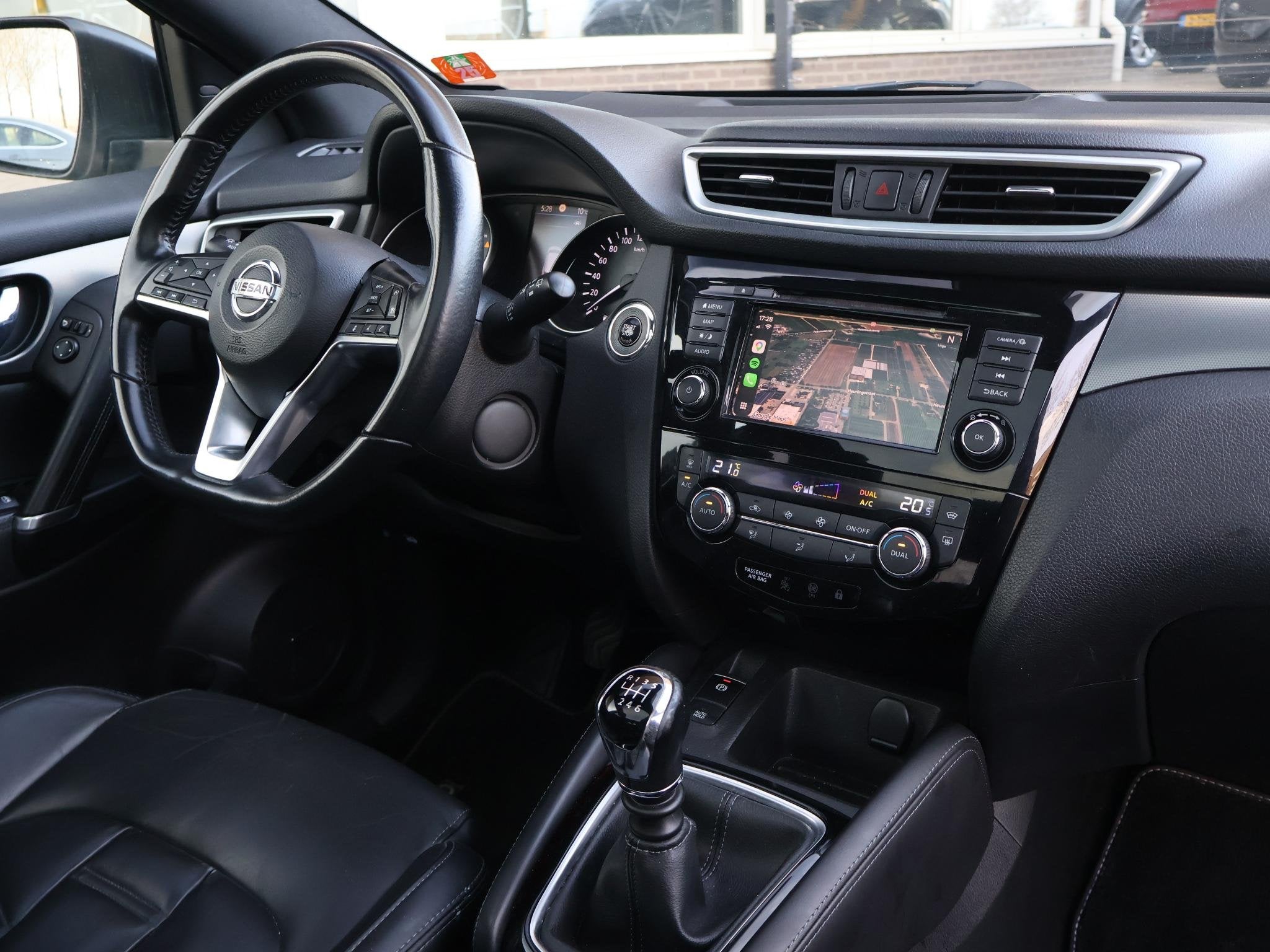 Nissan Qashqai 1.3 DIG-T TEKNA+ PANORAMA | LEDER | 360 CAMER, Voorwielaandrijving, 687 kg, Gebruikt, Euro 6