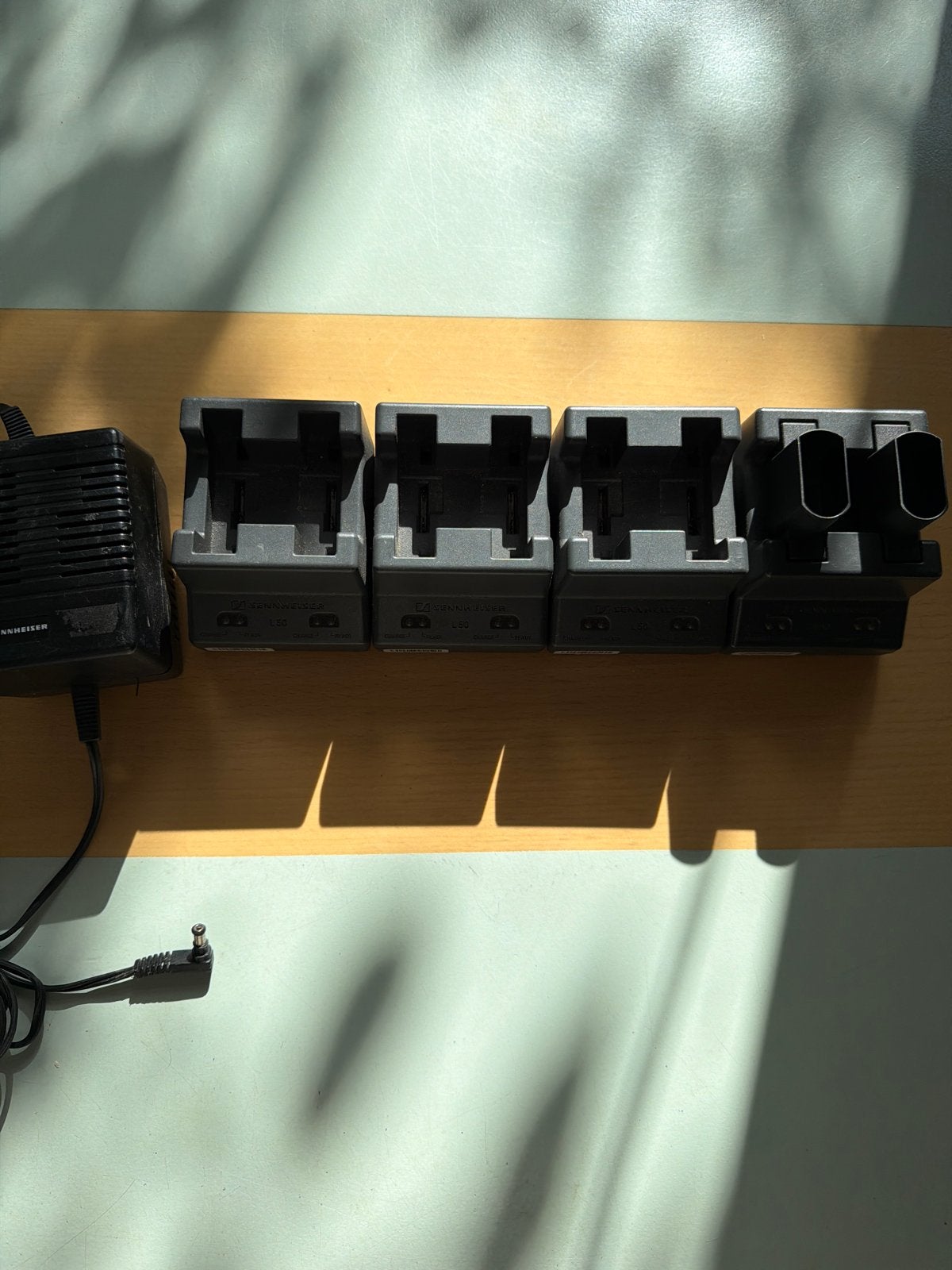 Sennheiser NT 50 AC/AC Adapter met 8 oplaadstations, Ophalen of Verzenden, Gebruikt