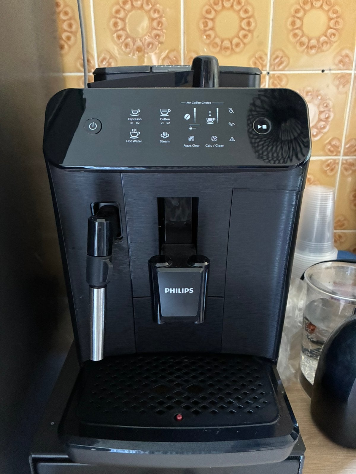 Philips bonen koffiezetapparaat nog geen jaar oud, Witgoed en Apparatuur, Koffiezetapparaten, Ophalen, Zo goed als nieuw, Koffiemachine