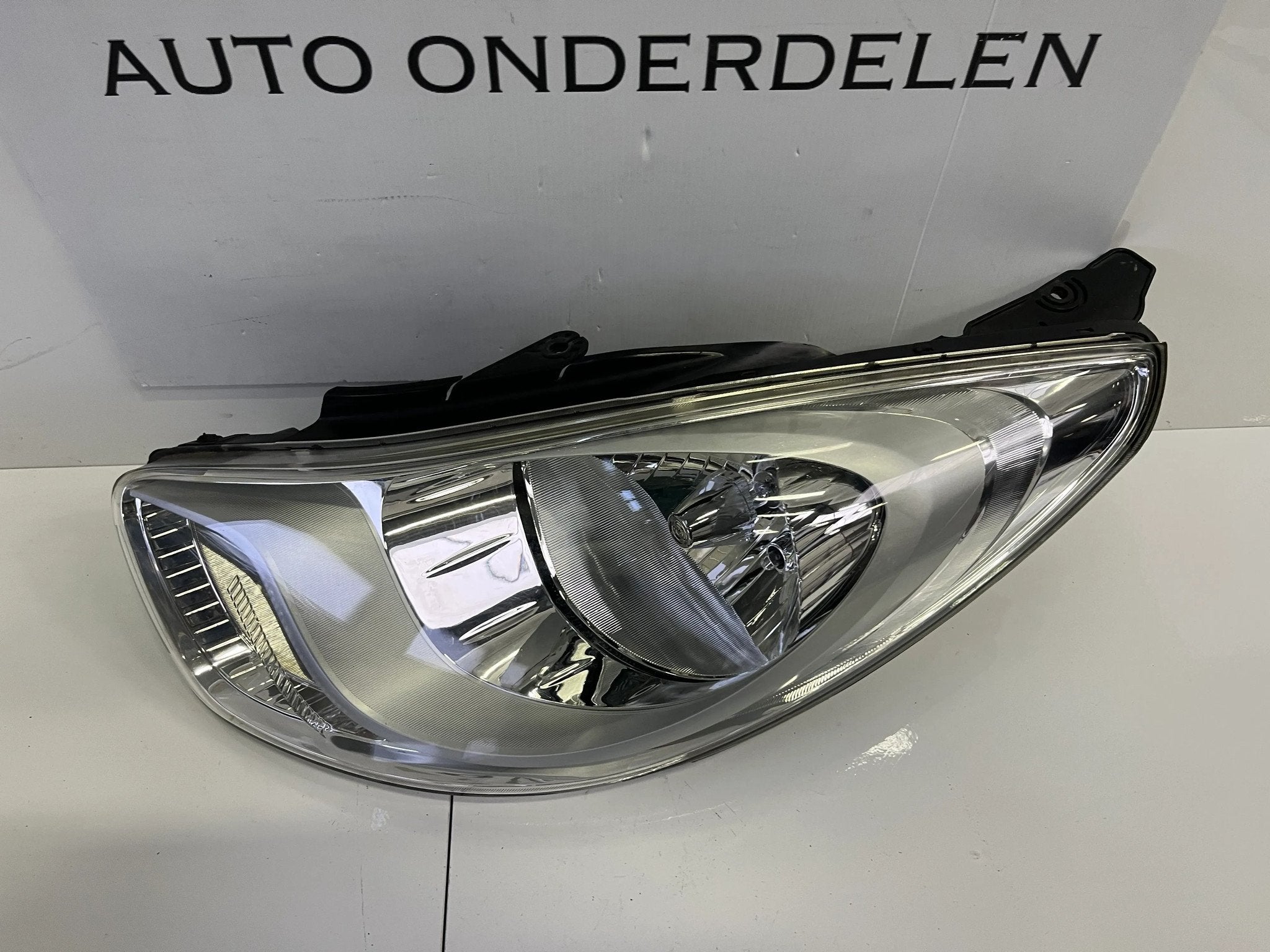 HYUNDAI i10 facelift KOPLAMP LINKS, Auto-onderdelen, Verlichting, Gebruikt, Heolleung-ro 12
06797  Seoul, Ophalen of Verzenden