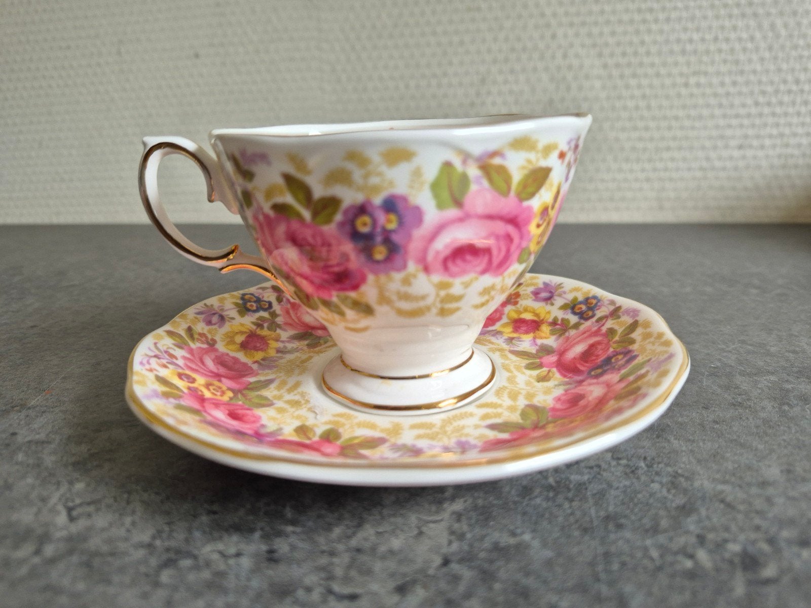 Royal Albert Engelse kop en schotel Serena vintage, Ophalen of Verzenden