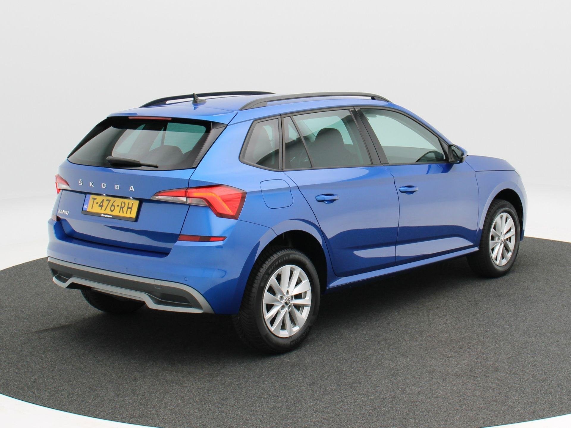 Skoda Kamiq 1.0 TSi 110 Pk Automaat Ambition | Cruise Contro, Auto's, Dealer onderhouden, Stof, Gebruikt, Blauw