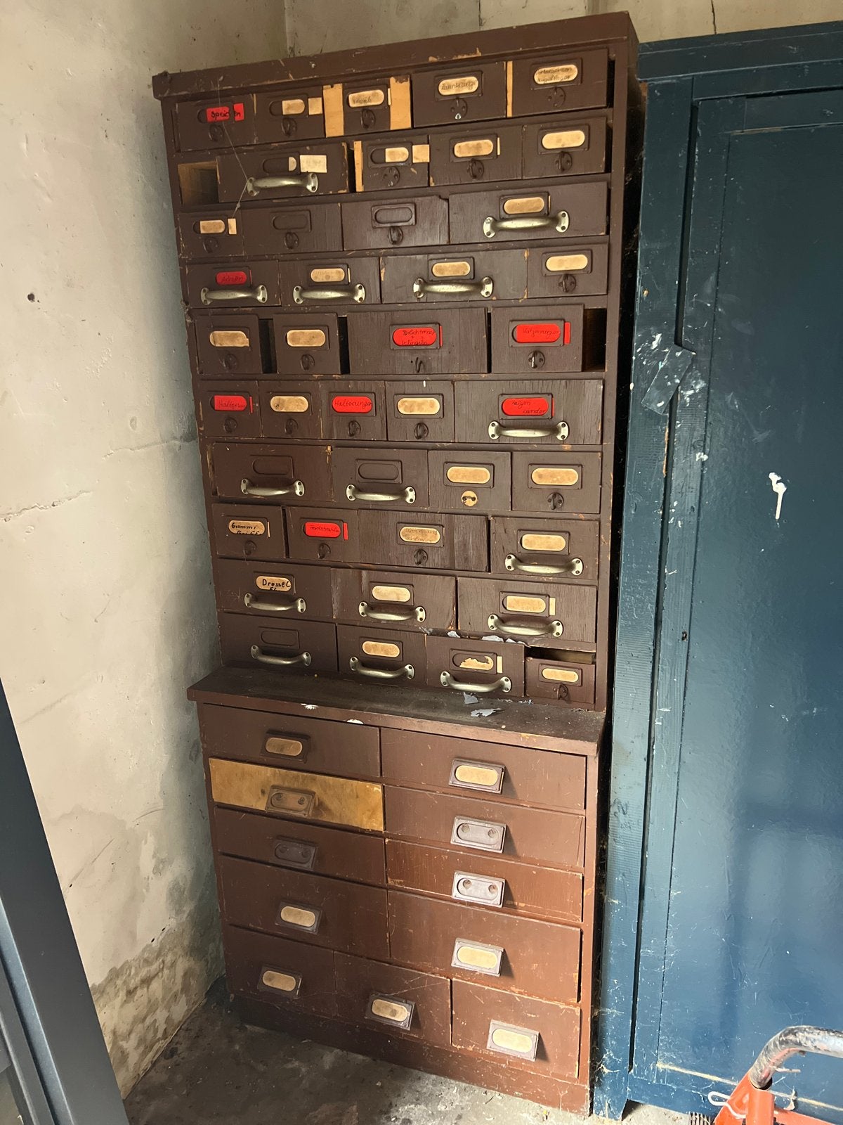 Antiek houten ladekast met veel kleine lades, Antiek en Kunst, Ophalen