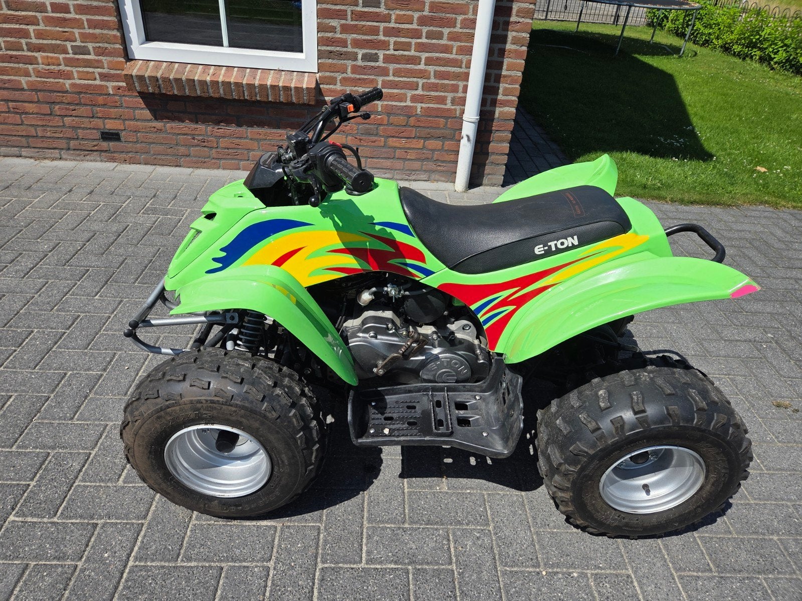 Mooie nette eton quard.