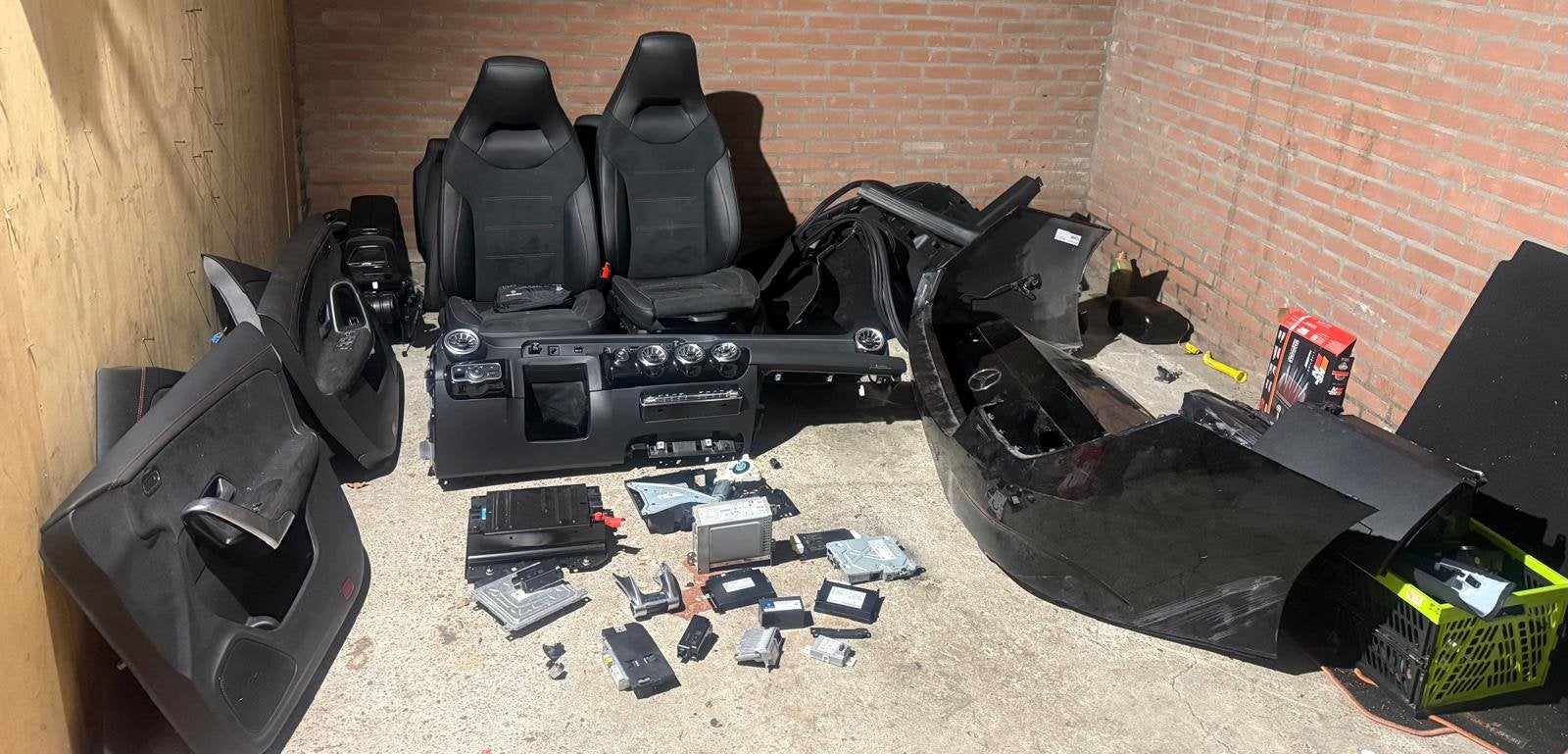 Mercedes-Benz cla 200 2023 onderdelen, Ophalen of Verzenden