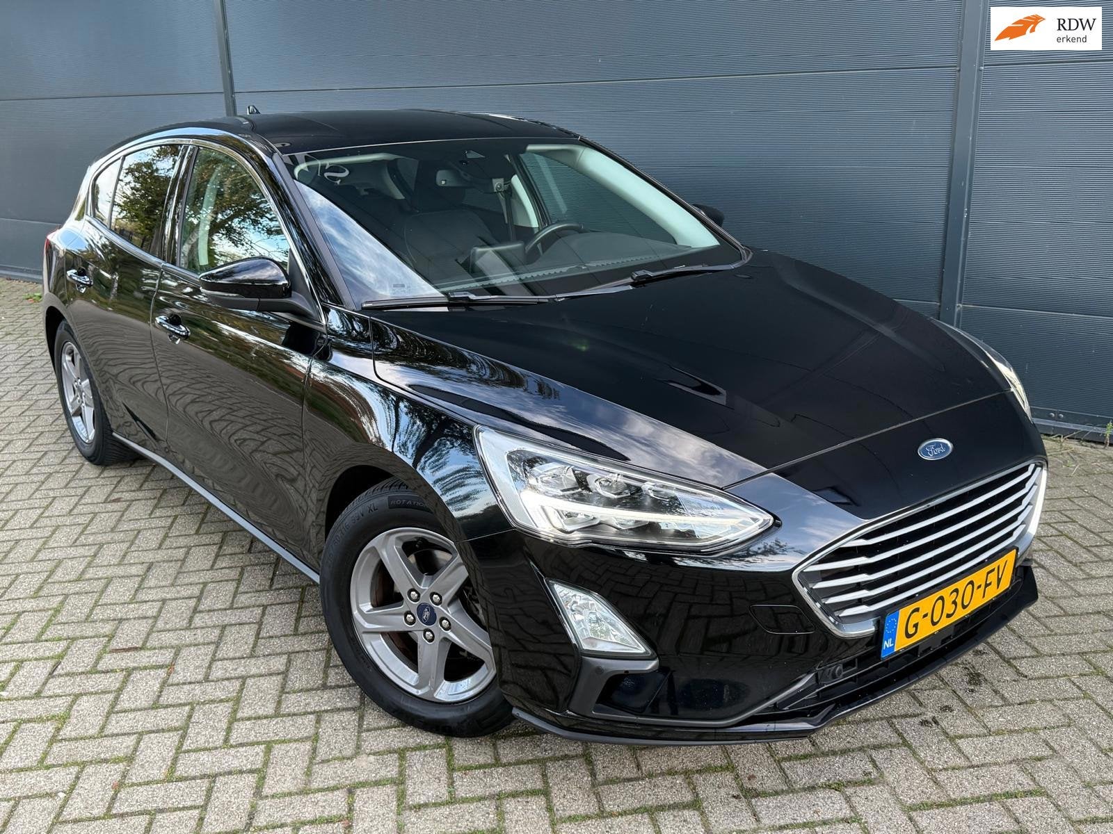Ford Focus 1.0 EcoBoost/Navi/Carplay/airco/Cruise/stoelverwa, Dealer onderhouden, 101 pk, Gebruikt, Euro 6