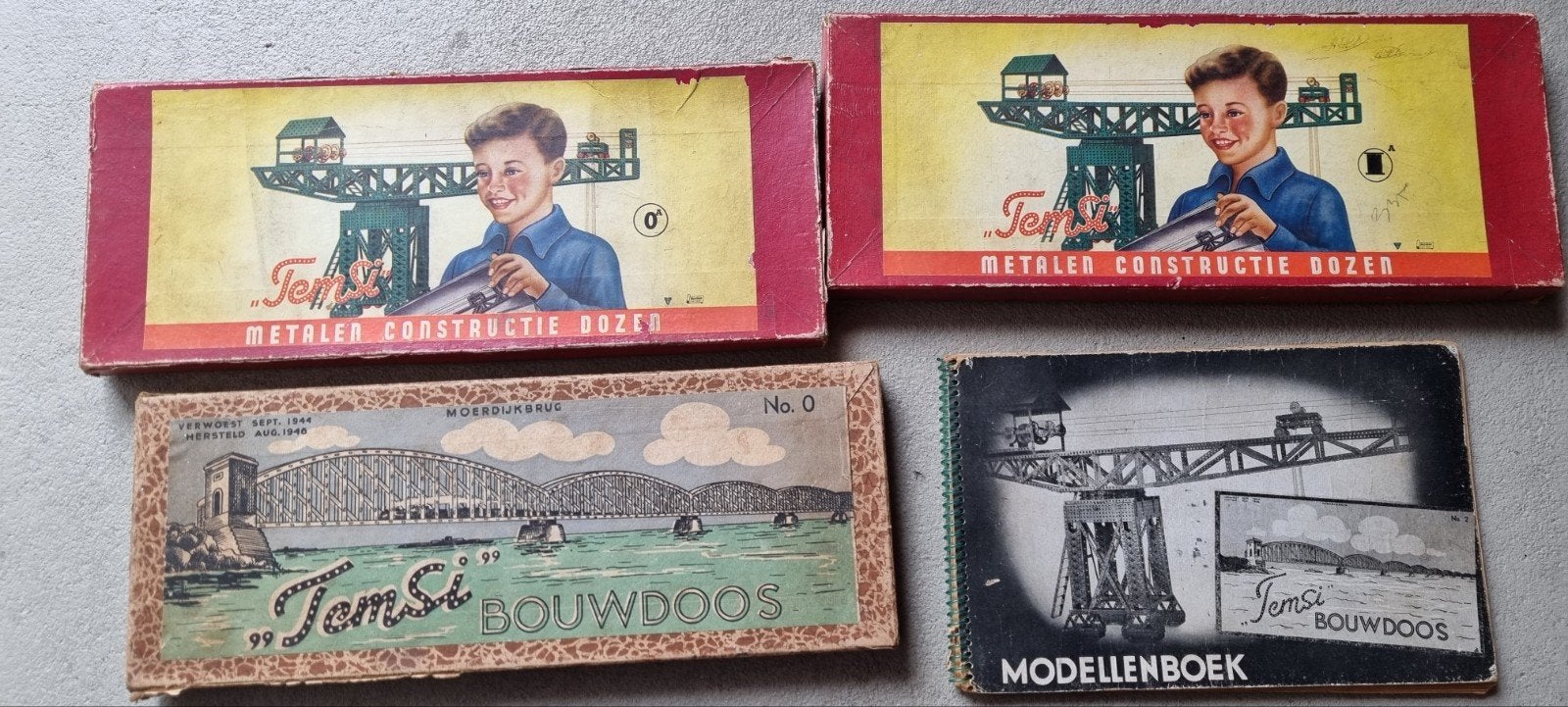 Antieke TemSi (of meccano) constructie dozen van rond 1950, Ophalen
