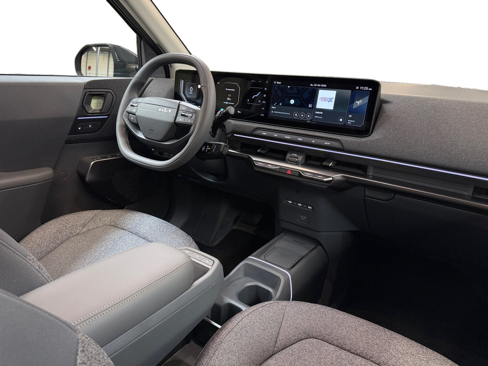 Kia EV2 Plus Advanced 42.2 kWh I Pano I Elek. Stoelen I Harm, Auto's, Stof, Gebruikt, 750 kg, 1545 kg