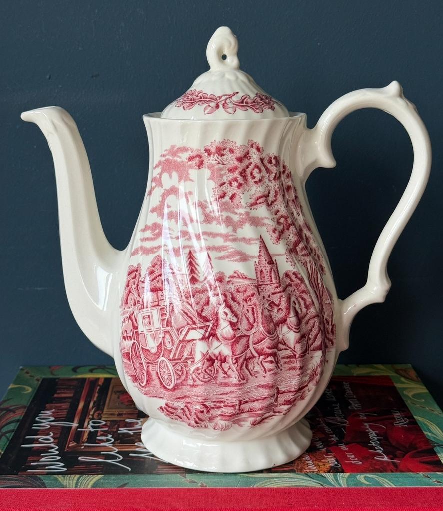 Myott Royal Mail pink koffie- of theepot, Antiek en Kunst, Antiek | Servies los, Ophalen of Verzenden