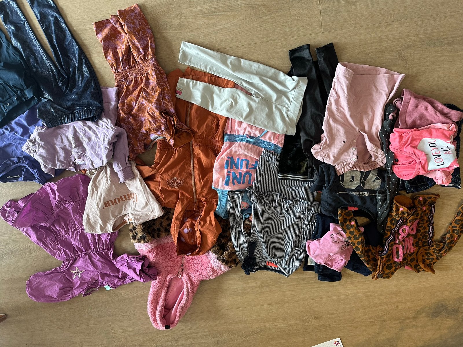 Grote kledingbundel voor meisjes, diverse maten en stijlen, Ophalen, Gebruikt, Overige maten