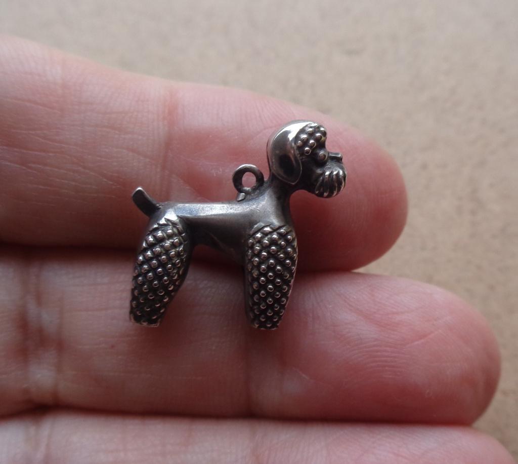 zilveren vintage bedel poedel [912], Sieraden, Tassen en Uiterlijk, Overige merken, Verzenden, Zo goed als nieuw, 1 bedel