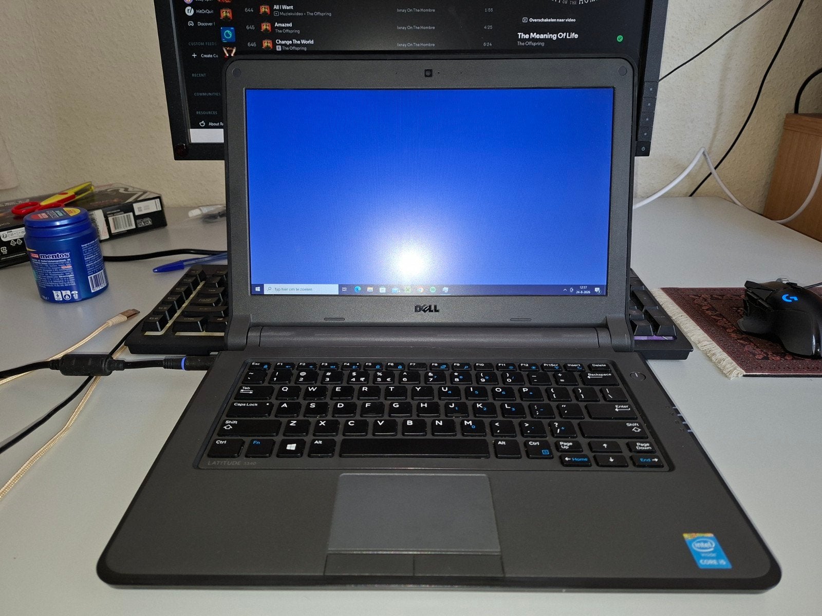 Dell 3340, Gebruikt, 2 tot 3 Ghz, Qwerty, 8 GB