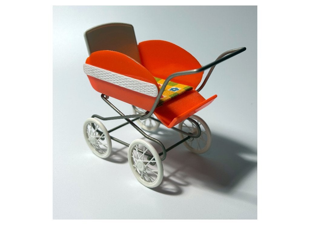 1:6/1:12 miniatuur poppenhuis jaren 70 poppenwagen, Ophalen of Verzenden, Gebruikt, Poppenhuis