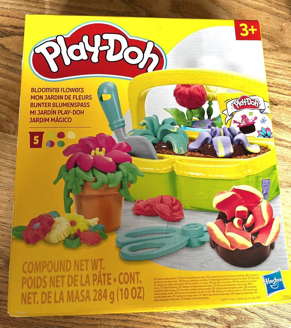 Play-Doh Blooming Flowers - Maak je eigen bloementuin!, Verzenden, Nieuw, Overige typen