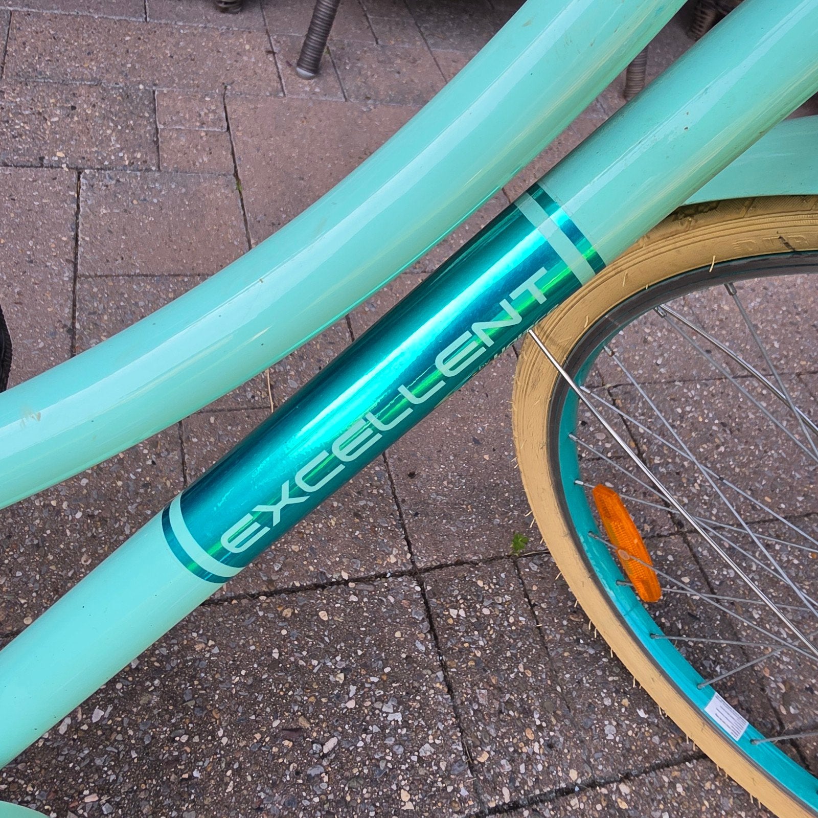Excellent fiets met mandje - Zo goed als nieuw, Ophalen, Zo goed als nieuw, 24 inch, Handrem