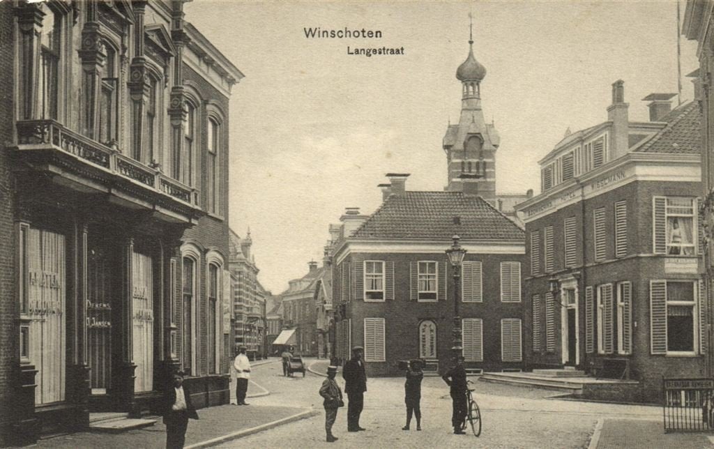 Winschoten, Langestraat - B-keus - 1912 gelopen, Verzamelen, Ansichtkaarten | Nederland, Ophalen of Verzenden, Voor 1920, Gelopen