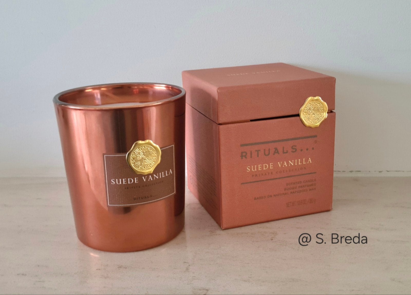 Rituals | Suède Vanilla | Geurkaars 360 gram kaars, Huis en Inrichting, Woonaccessoires | Kandelaars en Kaarsen, Ophalen of Verzenden