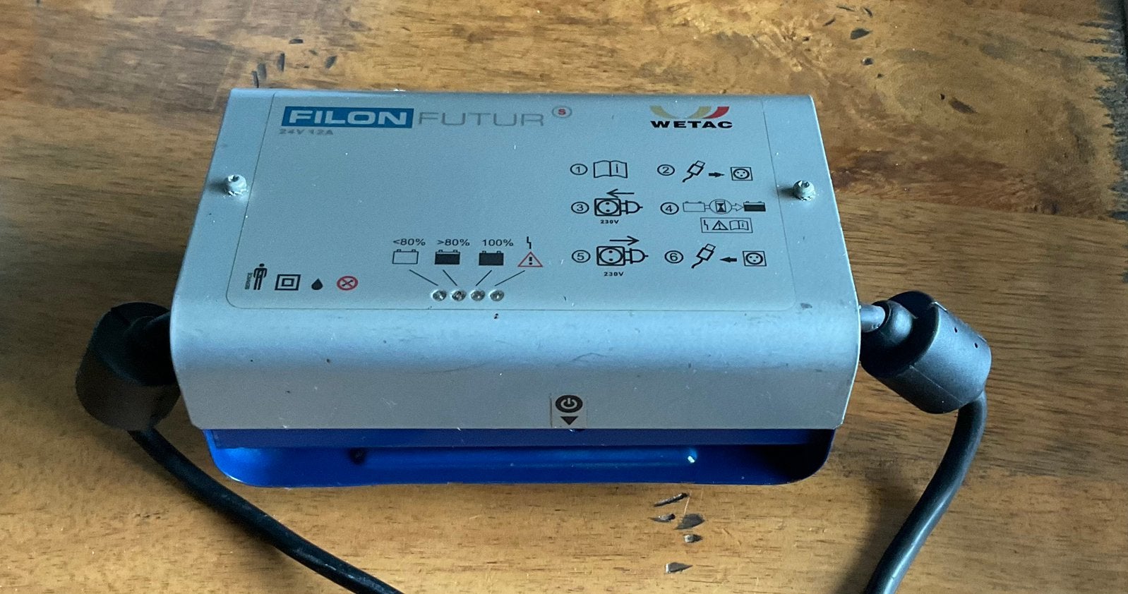 Filon acculader, Ophalen of Verzenden, Zo goed als nieuw
