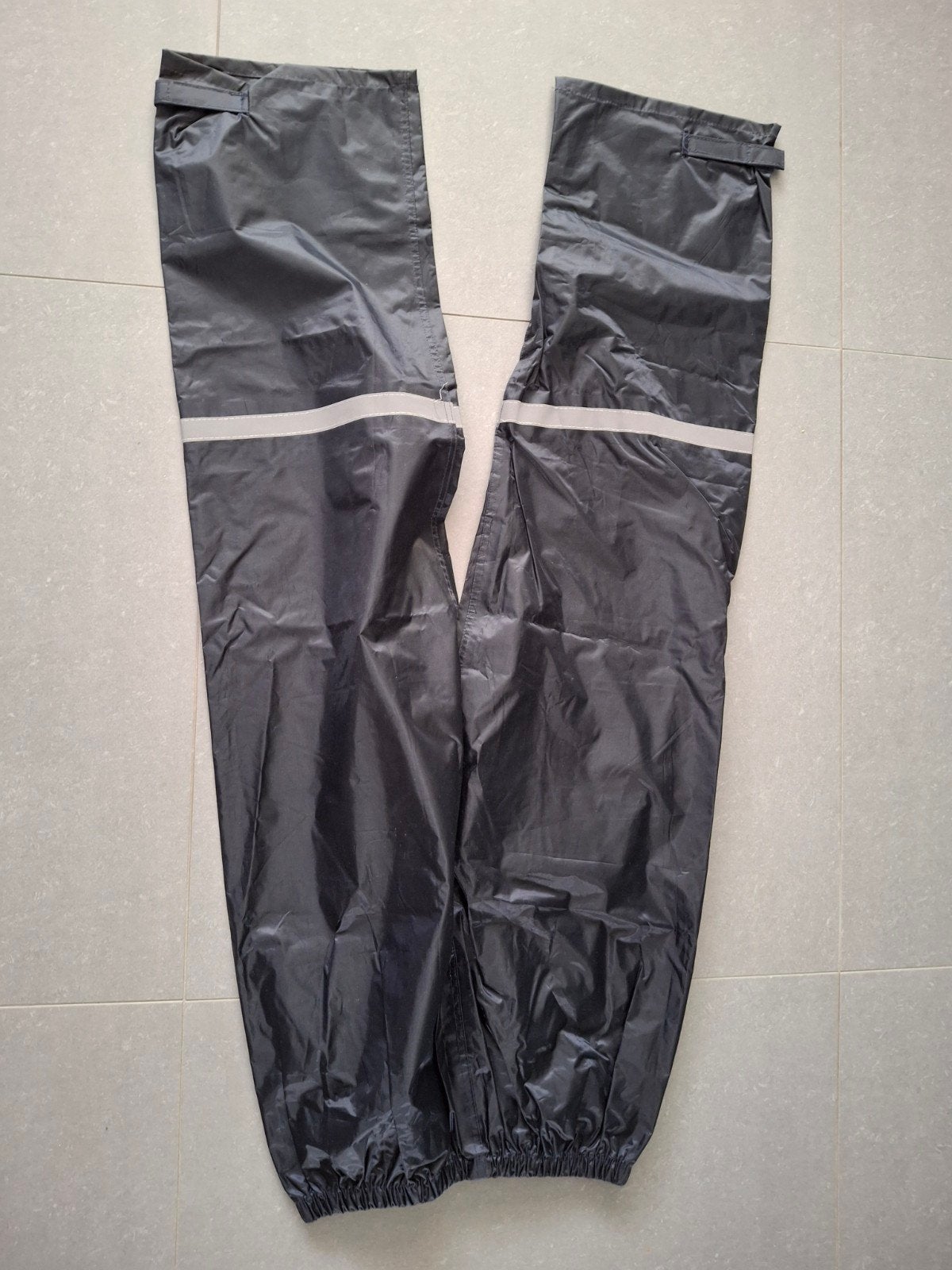Hema regenbroek maat 158/164 met reflecterende streep, Caravans en Kamperen, Regenkleding, Ophalen, Zo goed als nieuw, Regenbroek