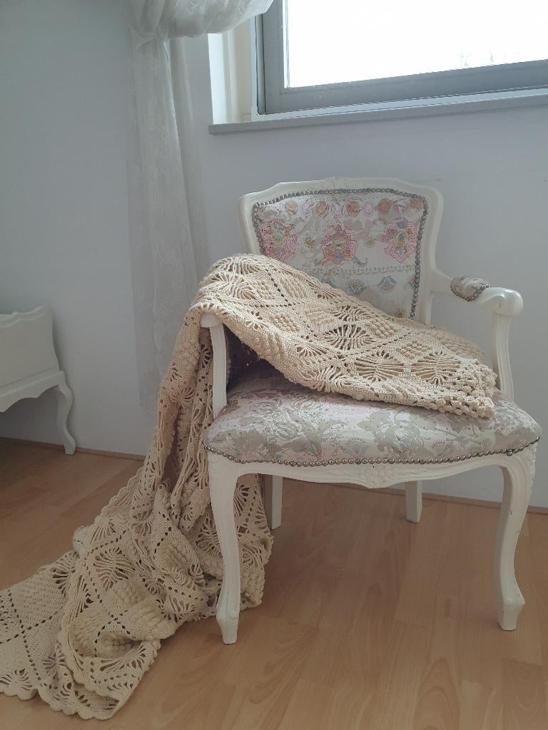 Gehaakte creme Sprei 1.93 x 1.95cm +/-. Zo goed als nieuw, Ophalen, Zo goed als nieuw