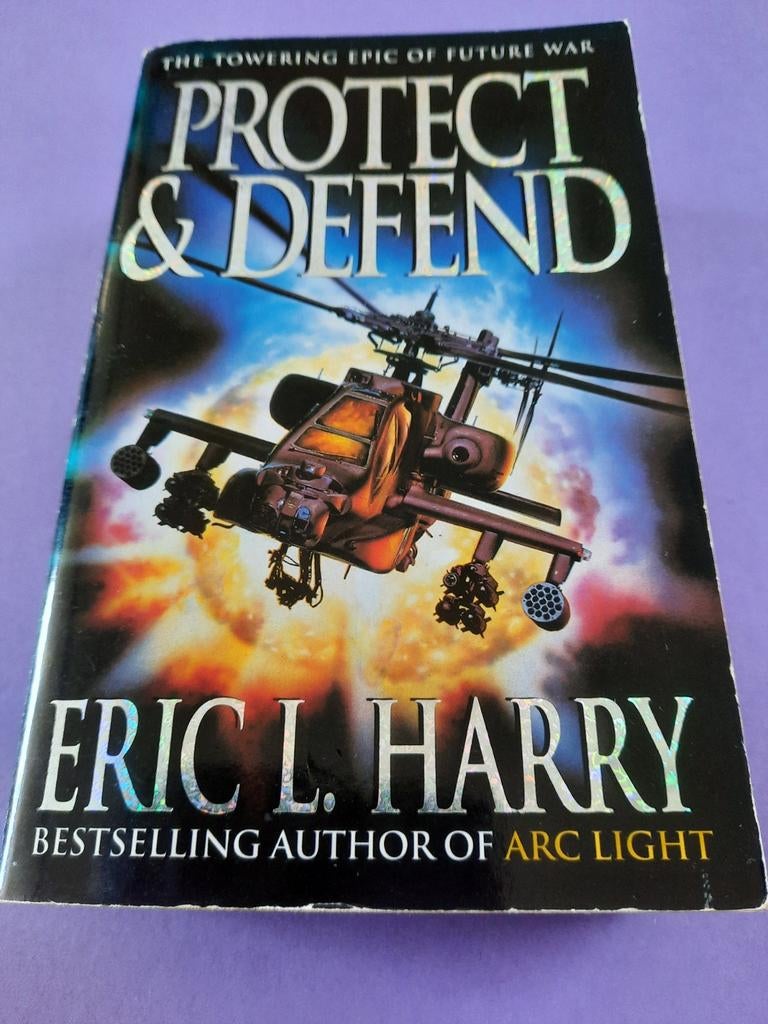 Eric L Harry. Protect & Defend, Ophalen of Verzenden, Gelezen
