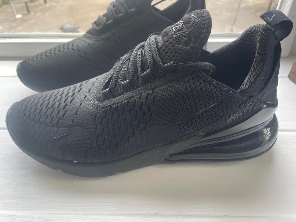 Nike Air Max 270 Zwarte Sneakers maat 39 Nieuw in doos, Zwart, Nike, Nieuw, Ophalen of Verzenden