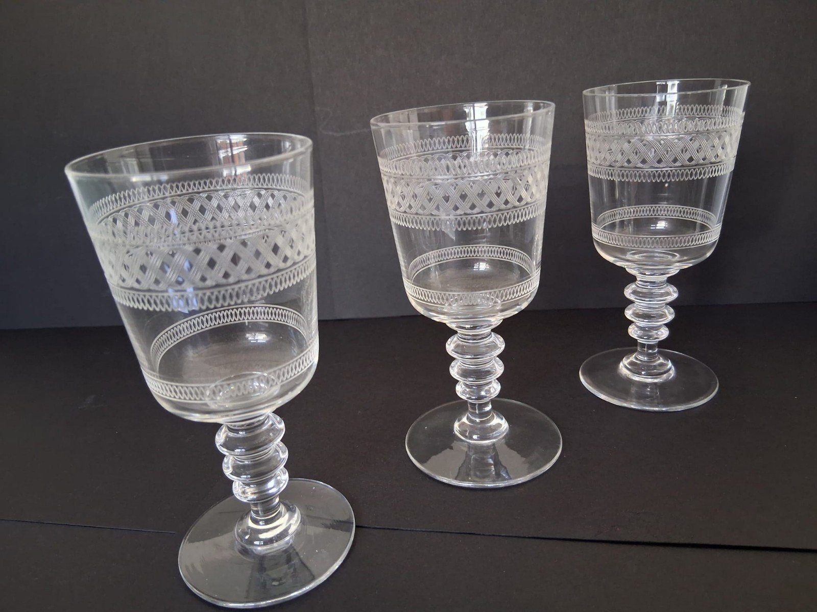 Set van drie antieke kristallen glazen., Antiek en Kunst, Ophalen