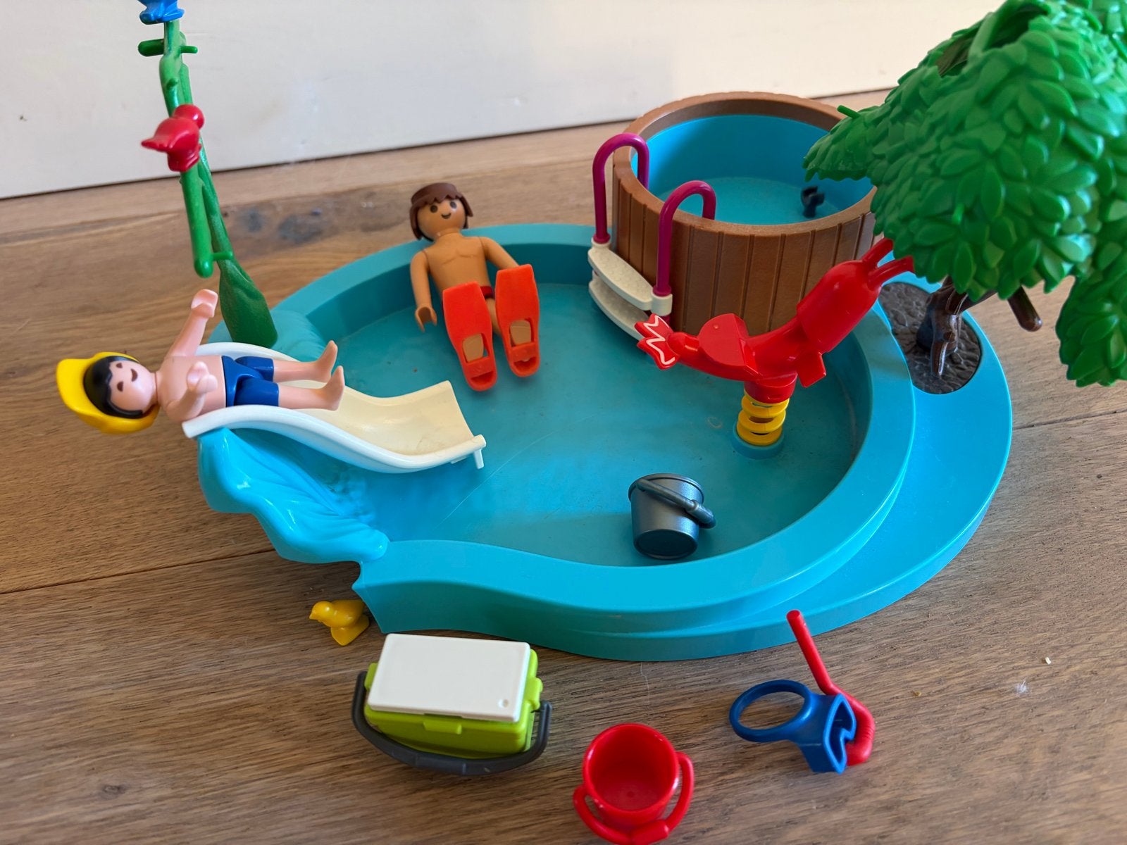 Playmobil Zwembad met glijbaan en figuren, Ophalen of Verzenden, Gebruikt, Jongen of Meisje