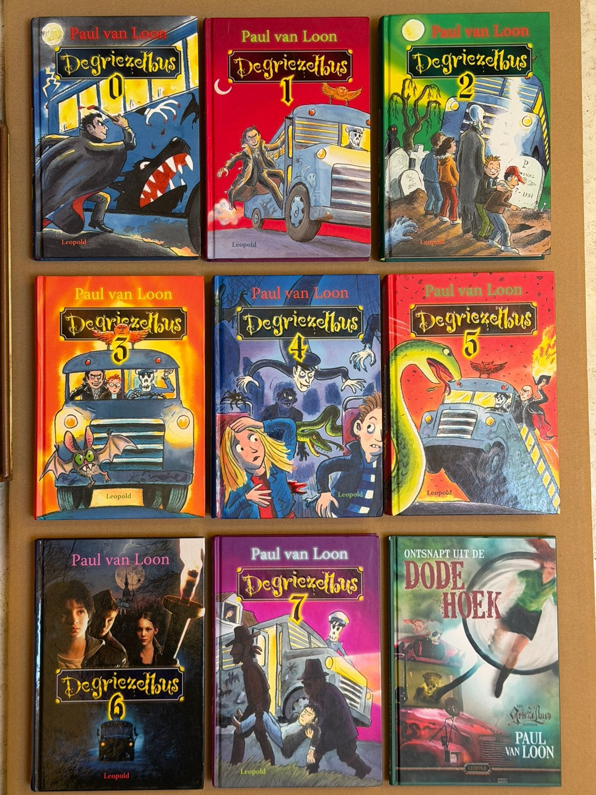 De Griezelbus deel 0 tm 7 Set Hardcover Boeken incl Extra, Ophalen of Verzenden, Zo goed als nieuw