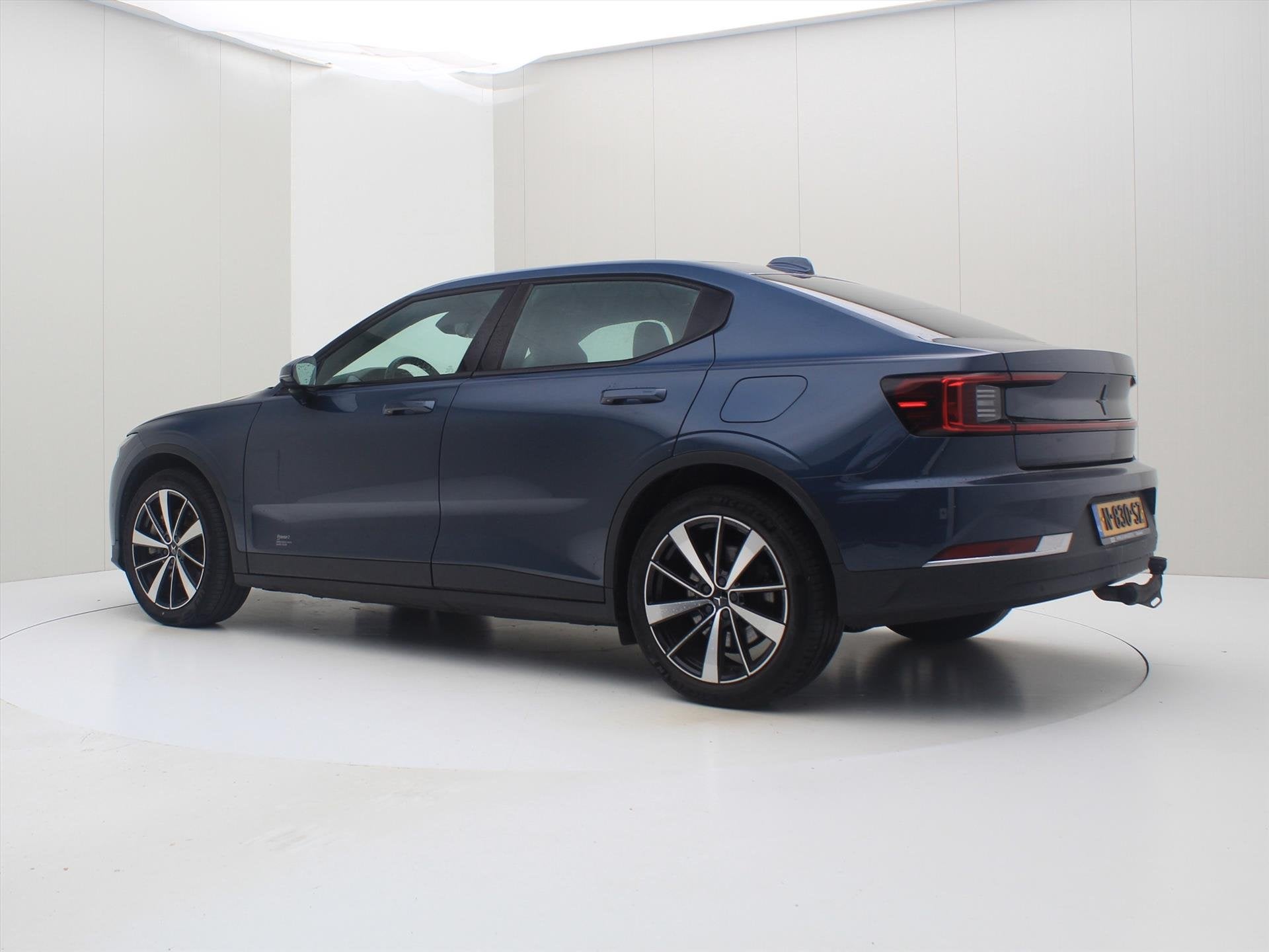 Polestar 2 Standard Range Single Motor 224PK 95.7% SoH [ TRE, Auto's, Polestar 2, Stof, Zwart, Blauw