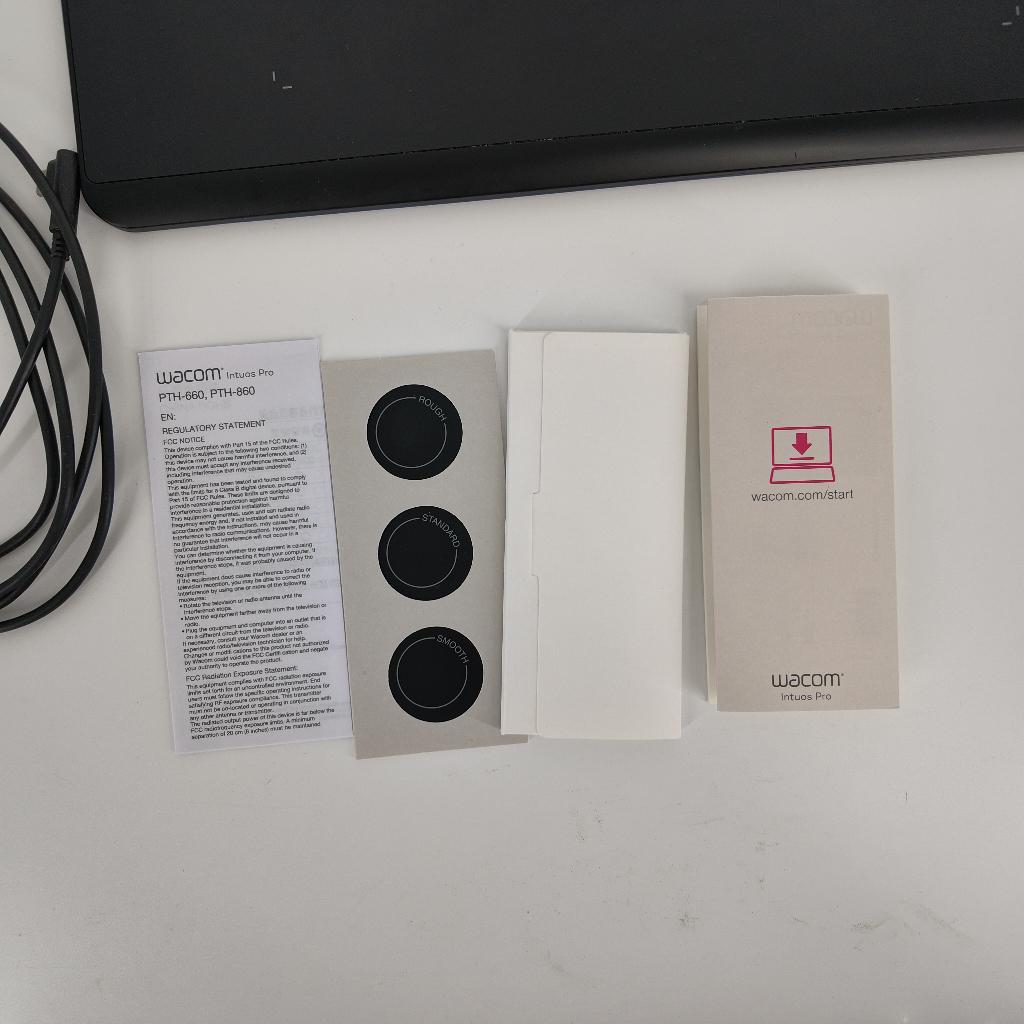 Wacom Intuos Pro PTH-660, Computers en Software, Tekentablets, Multi-touch, Ophalen of Verzenden, Zo goed als nieuw, Wacom
