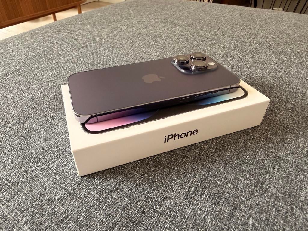 iPhone 14 Pro 256GB Deep Purple – 100% Battery, IPhone 14 Pro, Paars, Zo goed als nieuw, Zonder simlock