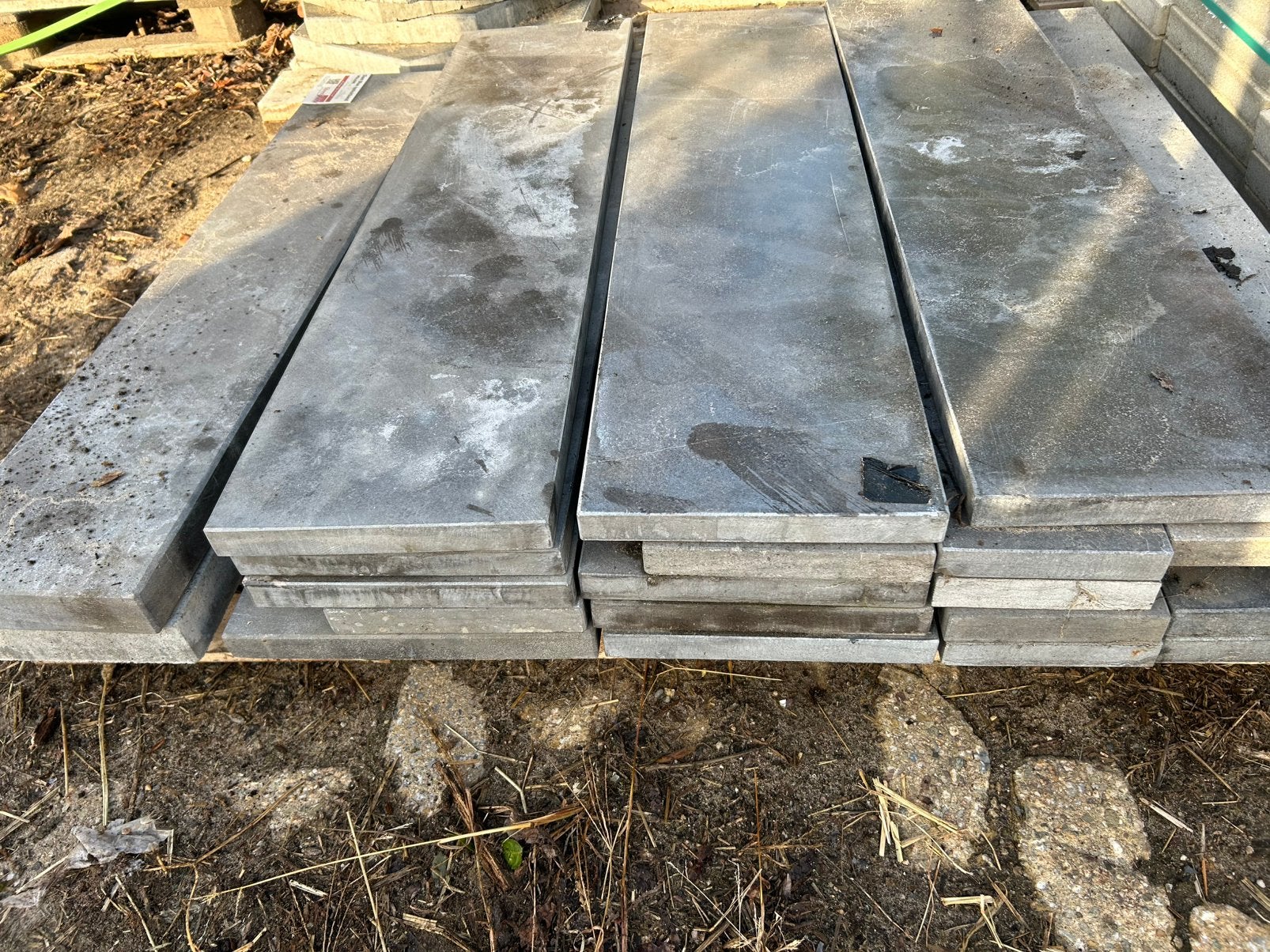 Partij Siam Bluestone Vijverrand Verzoet, Tuin en Terras, Ophalen, Zo goed als nieuw, Minder dan 100 cm, Minder dan 25 cm