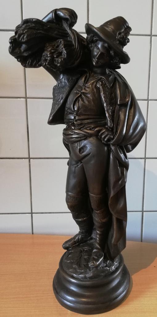 JURA. Sculptuur man. Massief. Composiet oid. 48 cm., Ophalen, Zo goed als nieuw, Mens