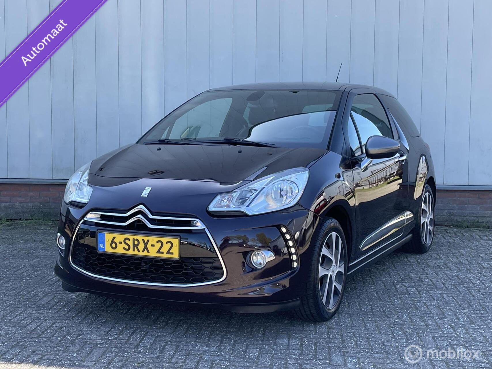 Citroen DS3 1.2 VTi So Chic AUTOMAAT | Two-tone | NAVI | PDC, Auto's, Euro 5, 82 pk, Automatische klimaatregeling, Origineel Nederlands