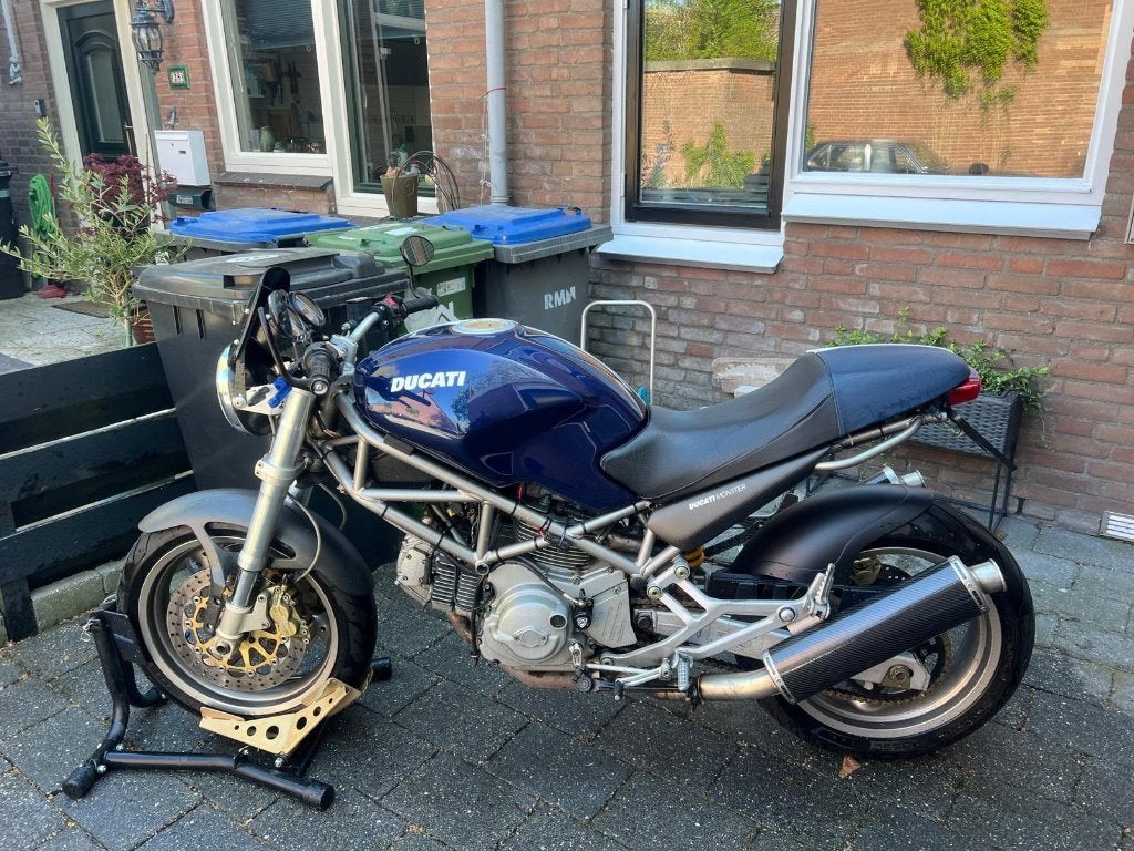 Ducati Monster - 24.000km, nieuwe banden, 2 cilinders, Sportuitlaat, Motorrijbewijs A, Gebruikt