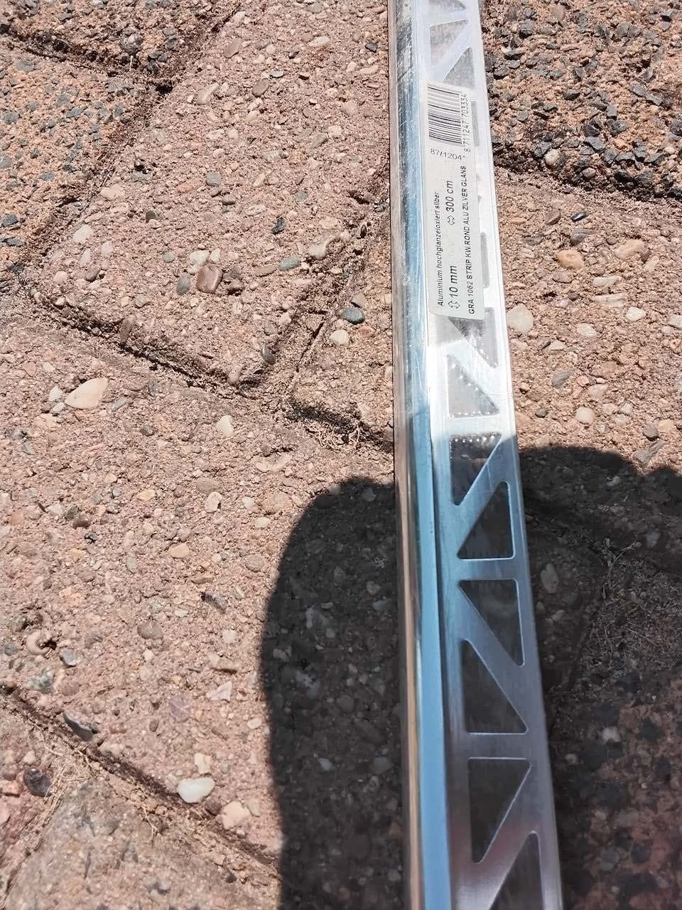 Nieuw aluminium hoekprofiel 10mm, 210cm - lichte schade, Ophalen