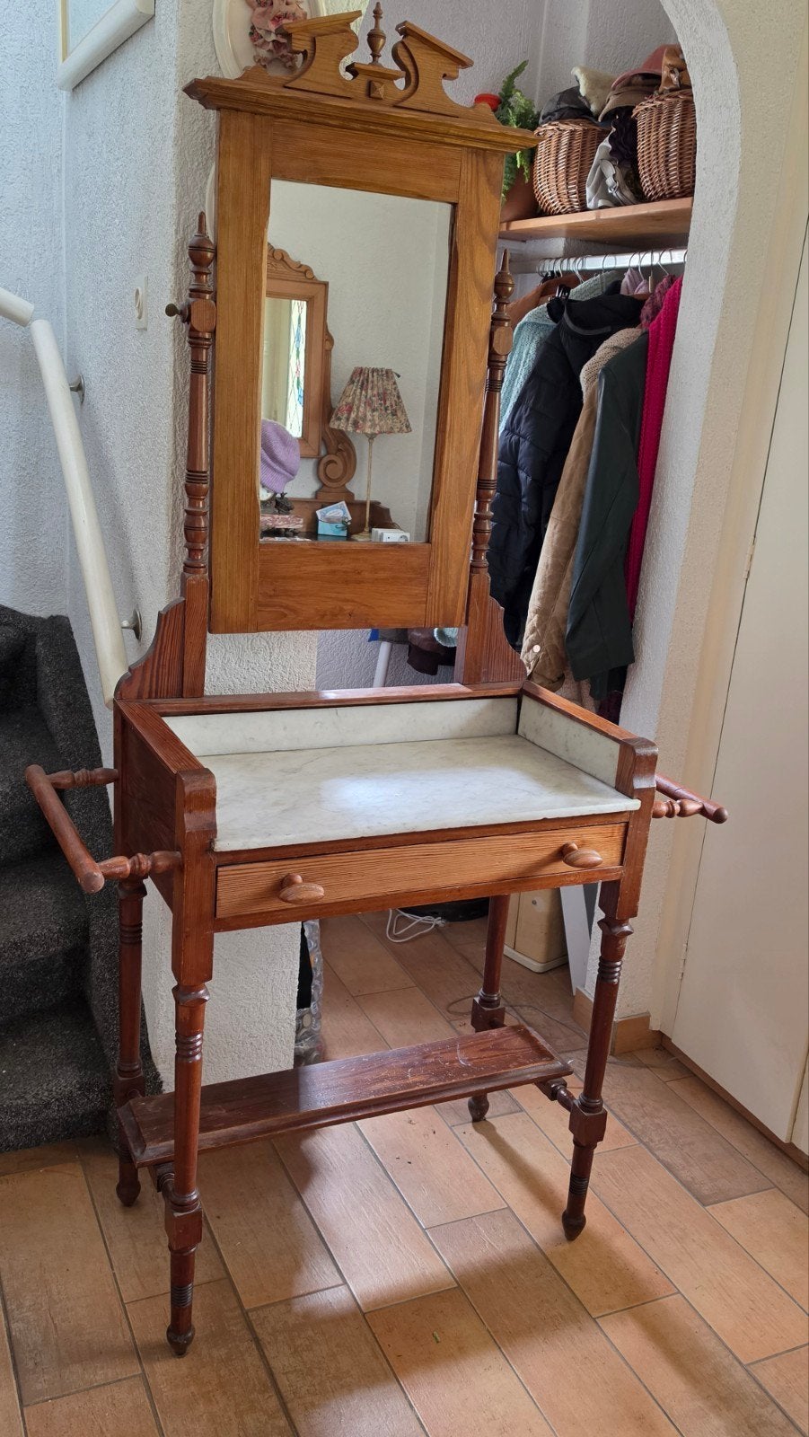 Antieke Franse kaptafel met Marmeren Blad en Spiegel, Antiek en Kunst, Ophalen of Verzenden