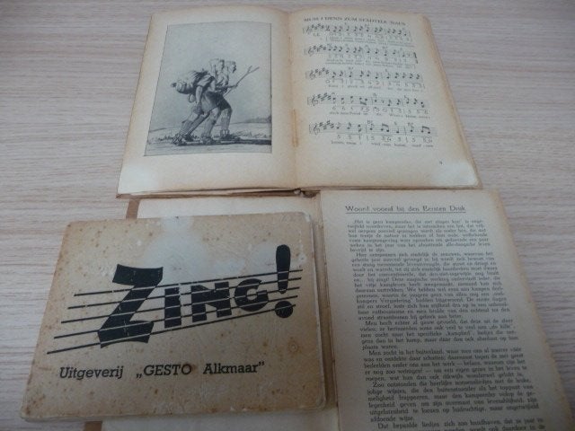 Muziekboekjes heel oud met noten 3 stuks, Boeken, Muziek, Ophalen of Verzenden, Gelezen, Algemeen