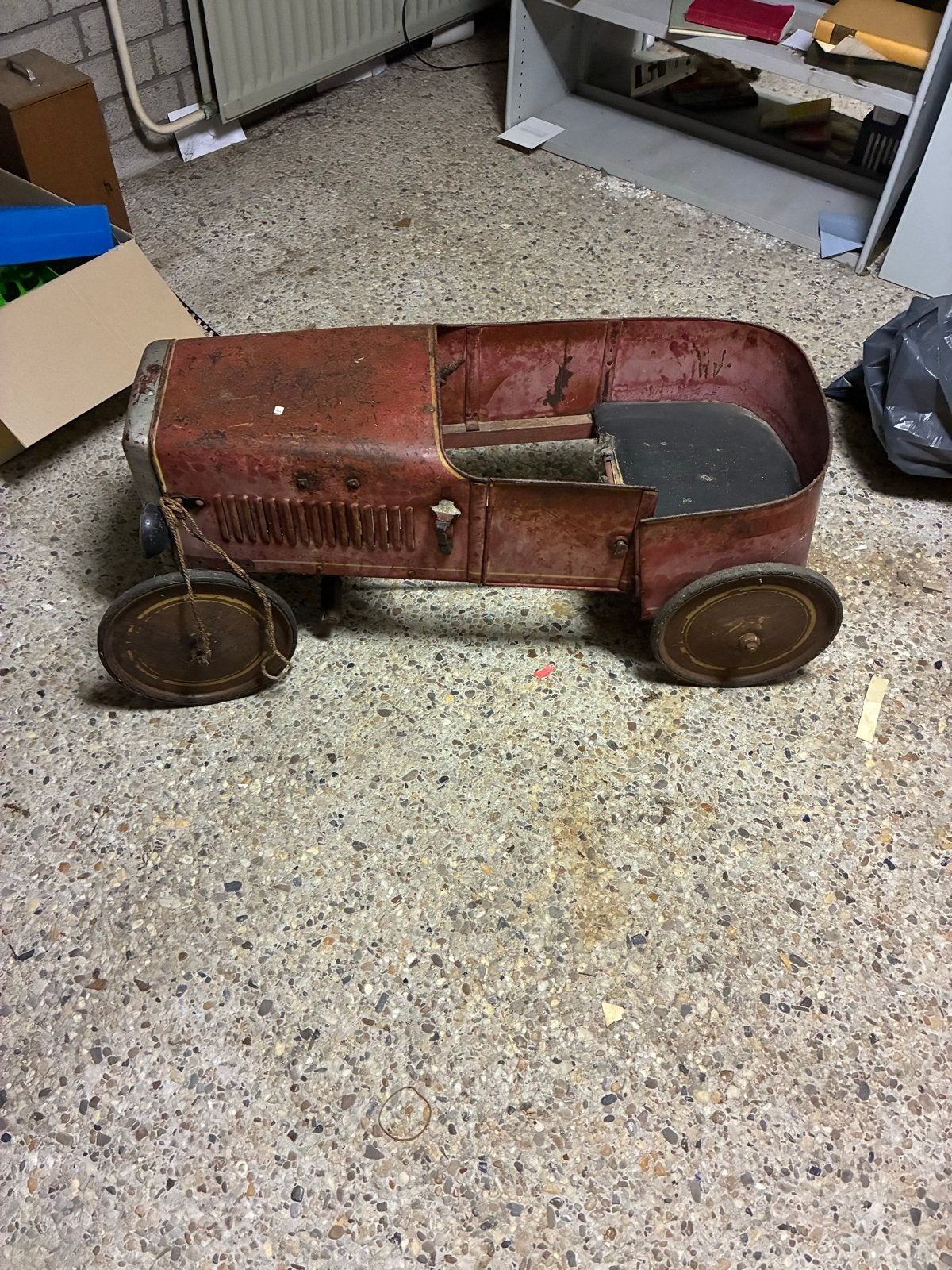 Vintage metalen trapauto - Uniek verzamelobject, Antiek en Kunst, Ophalen